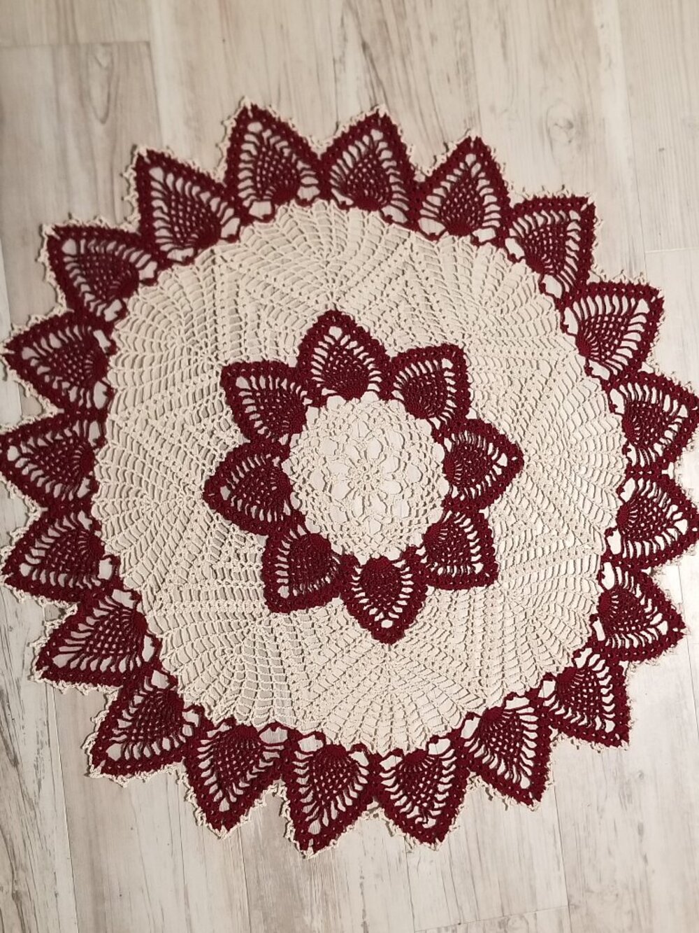 New Burgundy & Natural Vintage Style Pineapple Doily